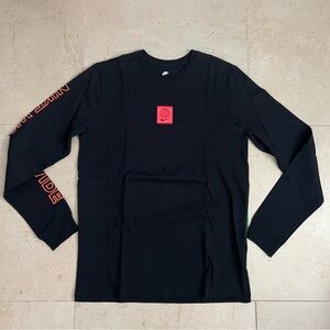 Nike Worldwide long sleeve t-shirt Size M